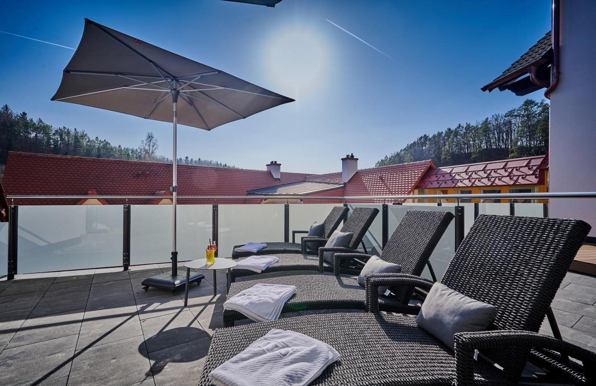 Landhotel Sternwirt - Das Wellnesshotel Zwischen Nuernberg Und Amberg Hogen Ngoại thất bức ảnh