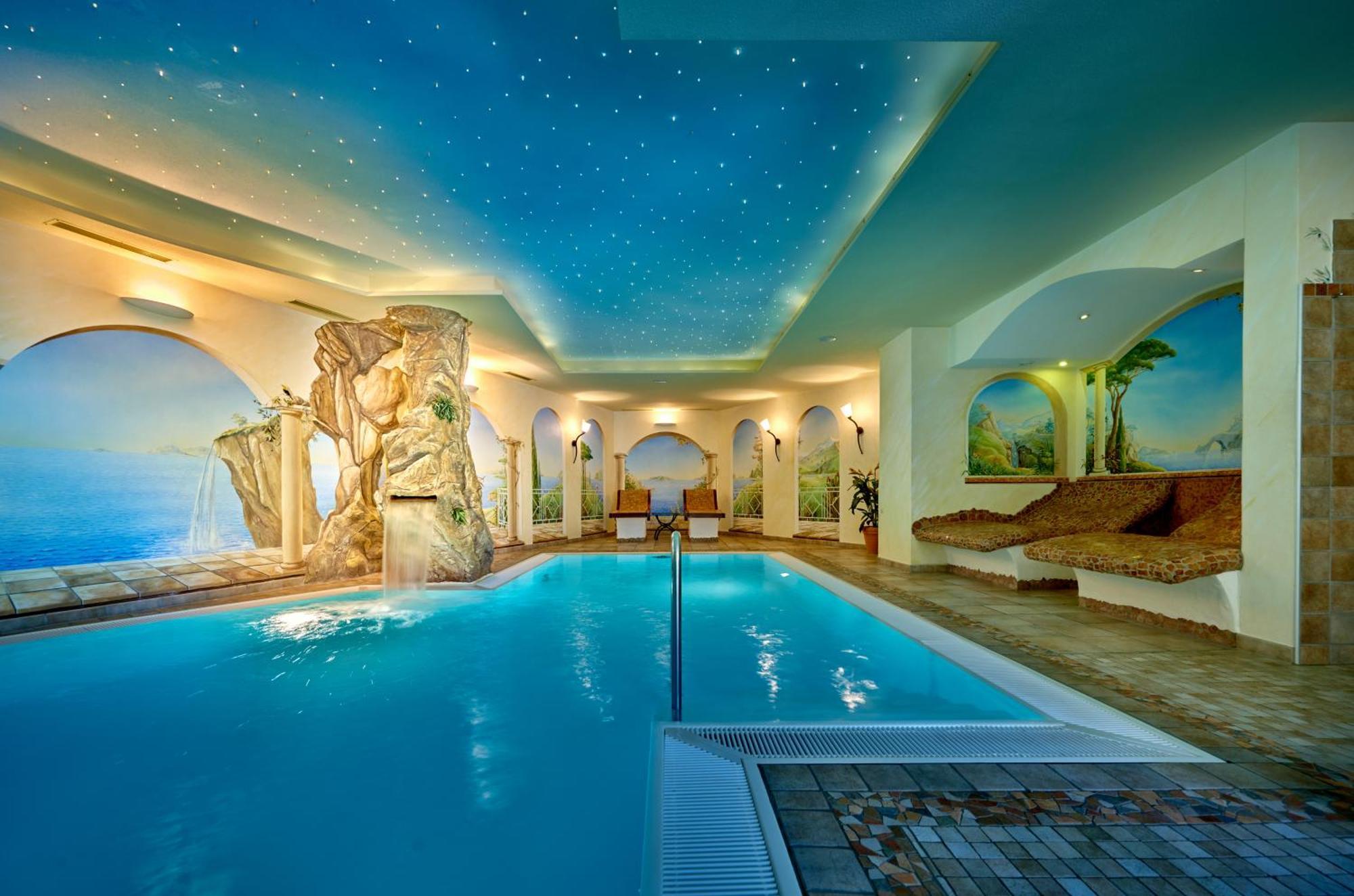 Landhotel Sternwirt - Das Wellnesshotel Zwischen Nuernberg Und Amberg Hogen Ngoại thất bức ảnh